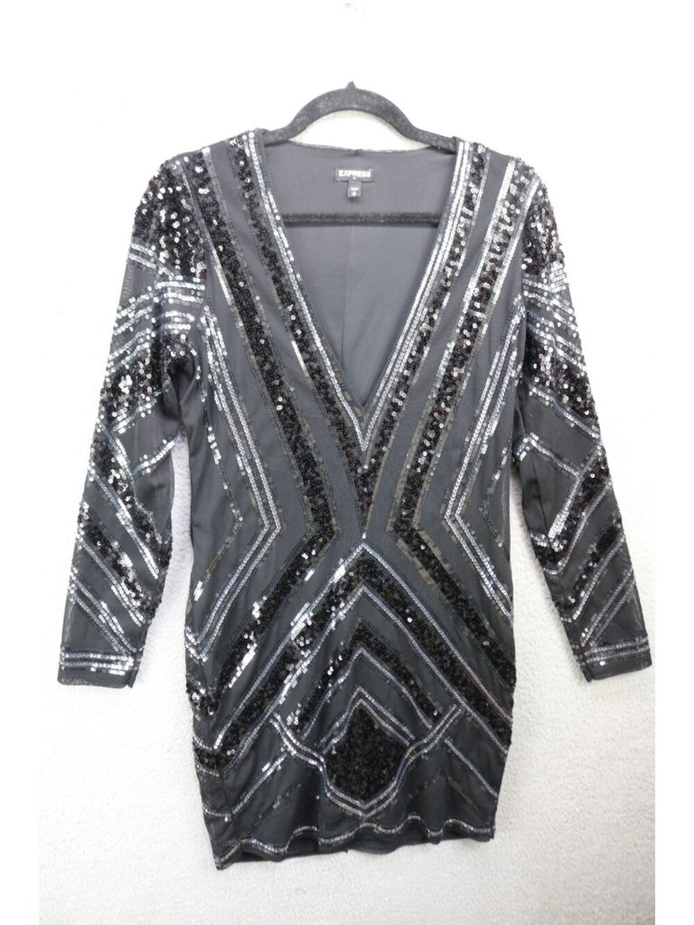 Express Long Sleeve Low V-Neck Allover Sequins Dress-Medium-Event-Party/Cocktail